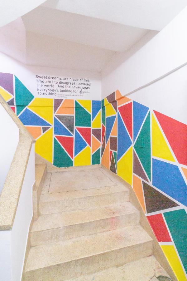 Le Monde Hostel Γκουαρούχα Εξωτερικό φωτογραφία