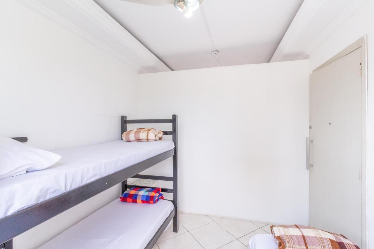 Le Monde Hostel Γκουαρούχα Εξωτερικό φωτογραφία