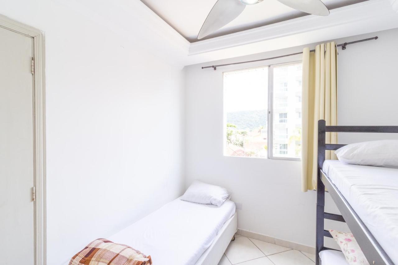 Le Monde Hostel Γκουαρούχα Εξωτερικό φωτογραφία